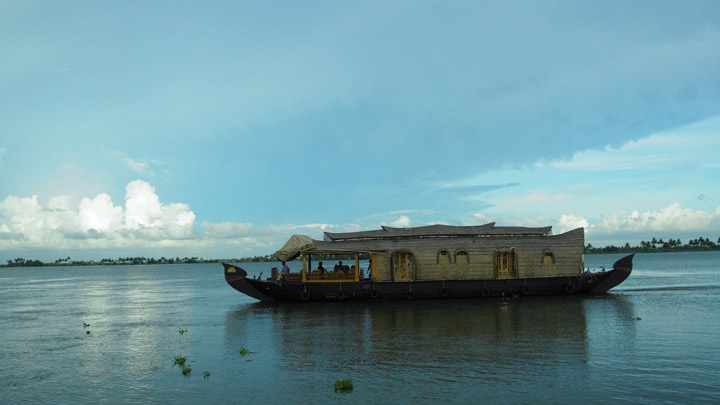 kerala backwaters activity in india