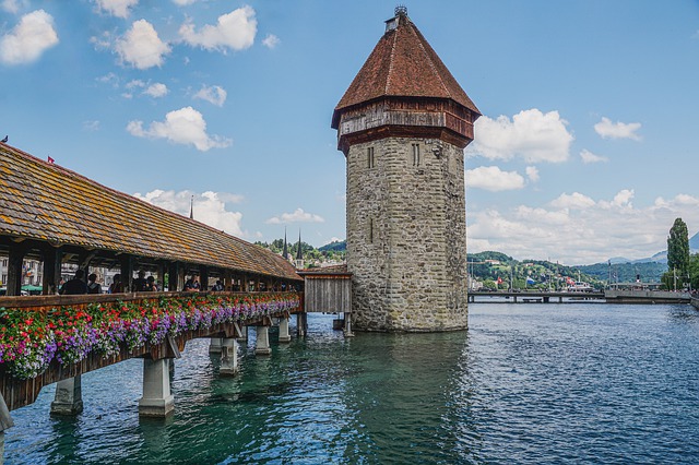 chapel bridge switzerland