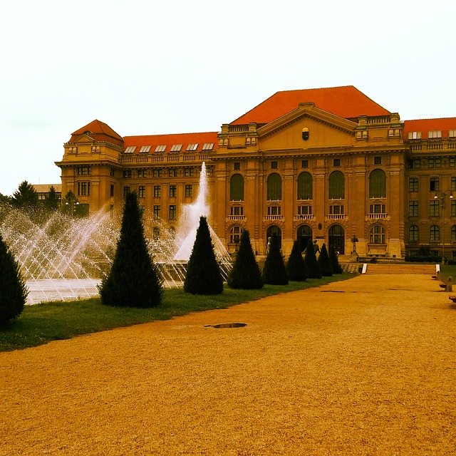 debrecen city in hungary